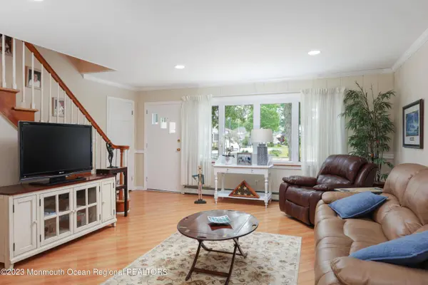 38 Lagoon Drive W, Brick, NJ 08723