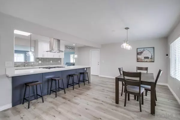 8759 Innsdale Ave, Spring Valley, CA 91977