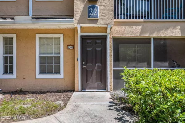 10075 GATE PKWY N #2206, Jacksonville, FL 32246