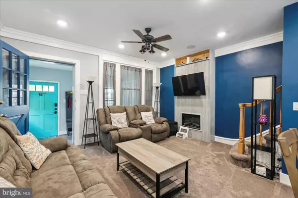 7528 LAWNDALE AVE, Philadelphia, PA 19111