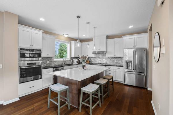 16371 Envoy WAY, Lakeville, MN 55044