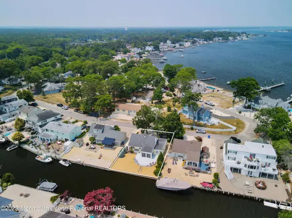 38 Lagoon Drive W, Brick, NJ 08723