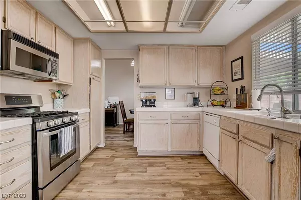 5004 Aussie Court, Las Vegas, NV 89130