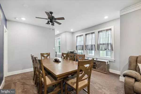 7528 LAWNDALE AVE, Philadelphia, PA 19111