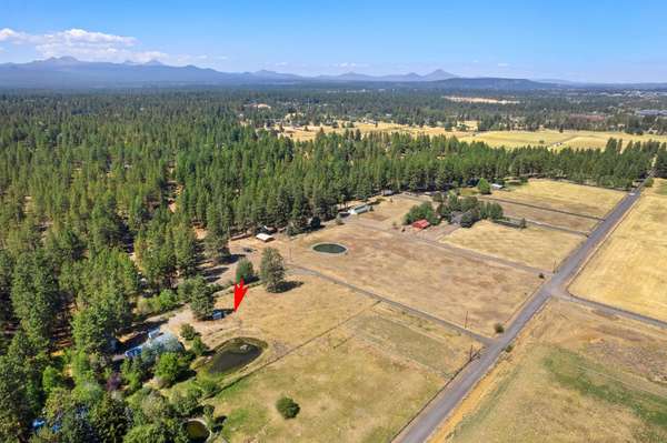 60297 Tekampe Rd, Bend, OR 97702