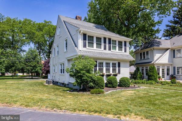 24 VALLEY VIEW TER, Moorestown, NJ 08057