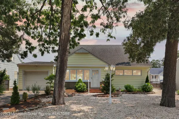 38 Lagoon Drive W, Brick, NJ 08723