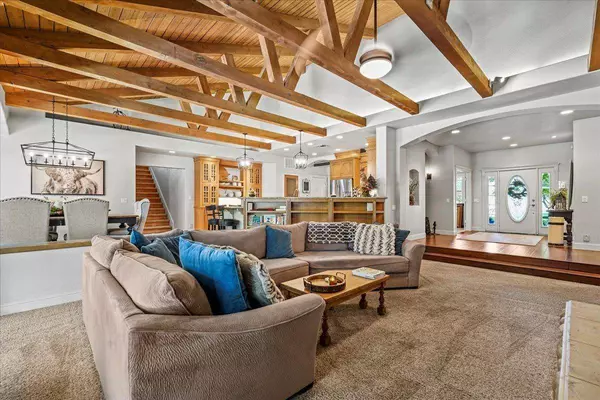 8125 Barton RD, Granite Bay, CA 95746