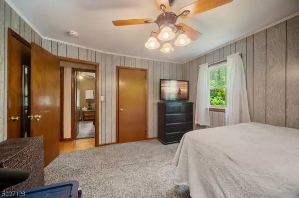 20 Seneca Trl, Jefferson Twp., NJ 07438