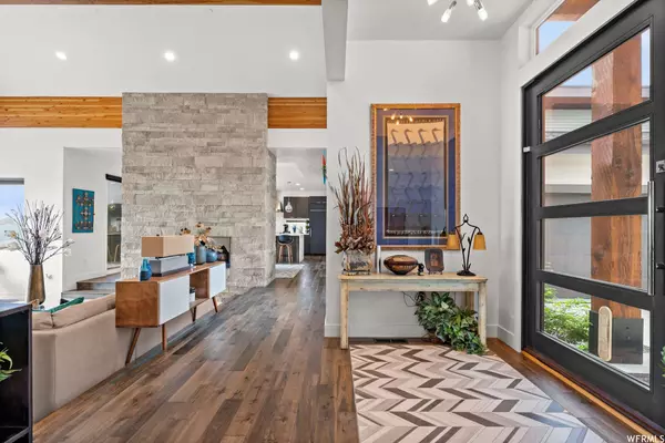 2026 E LAKE BLUFF PL S, Draper (ut Cnty), UT 84020