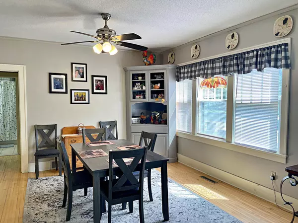 604 3rd ST NW, Aitkin, MN 56431