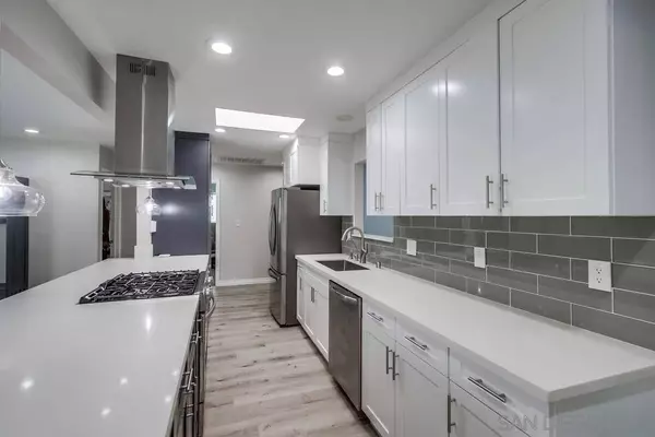 8759 Innsdale Ave, Spring Valley, CA 91977