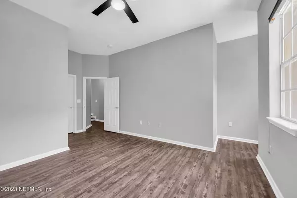 10075 GATE PKWY N #2206, Jacksonville, FL 32246