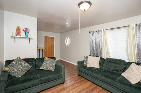 306 Pleasant ST, Joliet, IL 60436