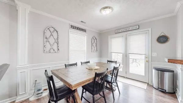 1105 Maxie Ct, La Vergne, TN 37086