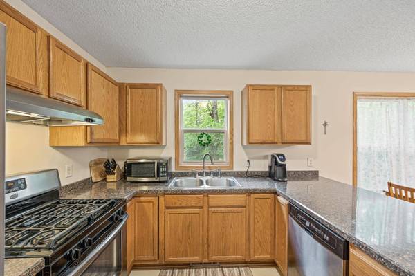 6632 Lakeland AVE N, Brooklyn Park, MN 55428