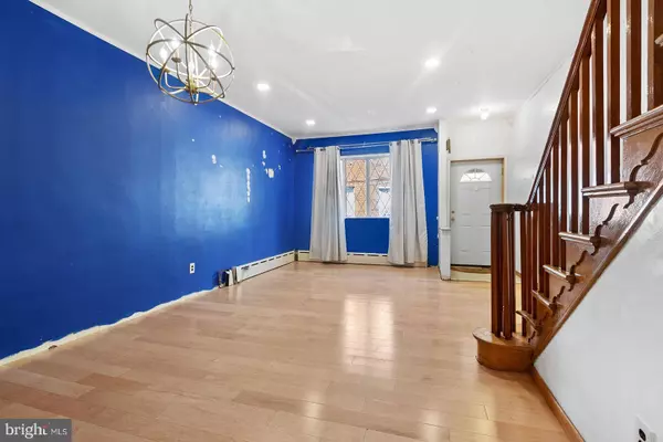 2111 S ROSEWOOD ST, Philadelphia, PA 19145