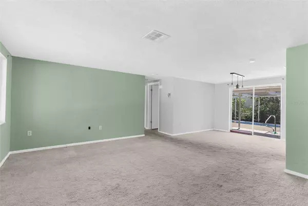 8941 STERLING LN, Port Richey, FL 34668