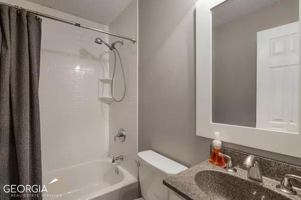 138 Carole DR NW, Calhoun, GA 30701