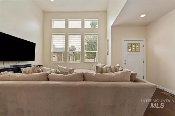 2908 N Villere Ln, Meridian, ID 83646