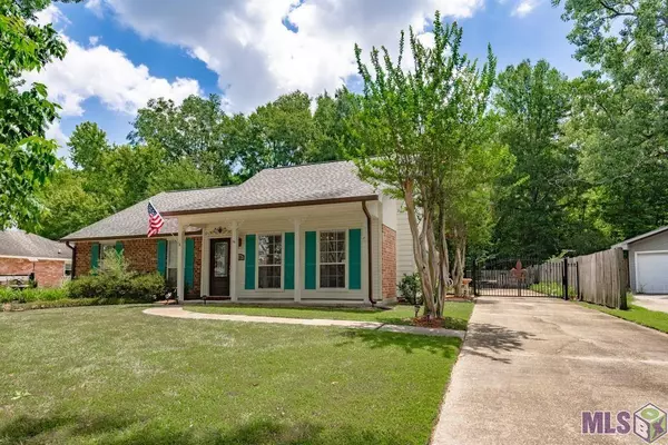 1616 HOBBITON RD, Baton Rouge, LA 70810