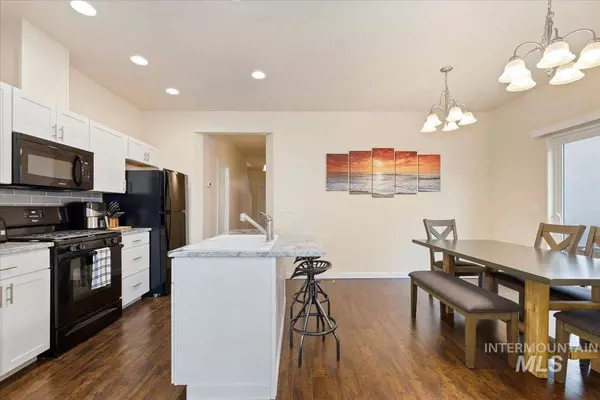 2908 N Villere Ln, Meridian, ID 83646