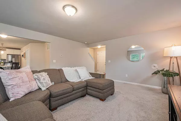 8638 Prairie Stone SW Drive, Byron Center, MI 49315