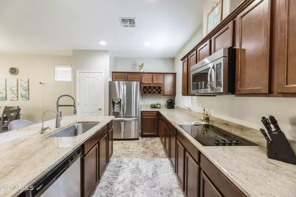 1178 N 163RD Lane, Goodyear, AZ 85338