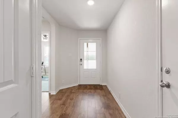 109 LOGGY BAYOU, Cibolo, TX 78108-4090