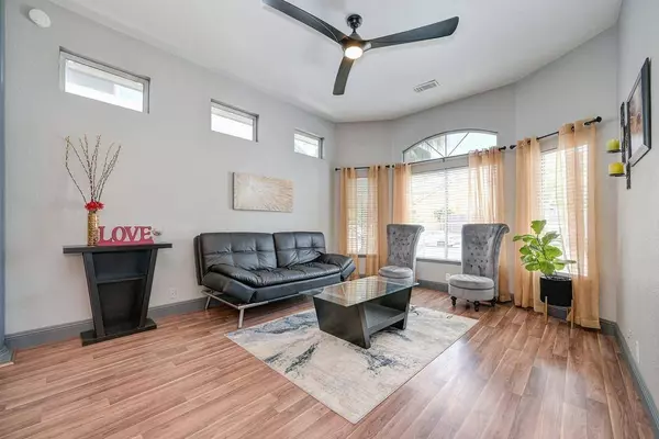 3915 Fawn Run WAY, Antelope, CA 95843