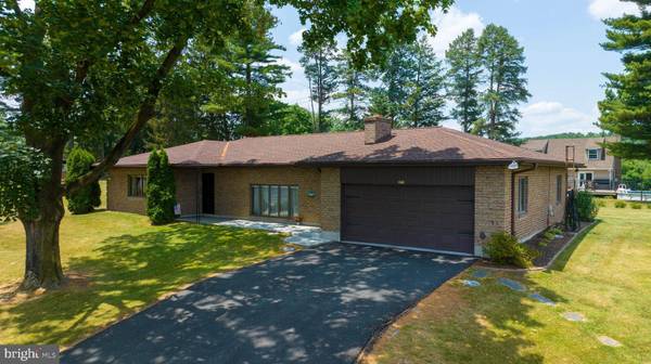 271 MEADOWBROOK AVE, York, PA 17406