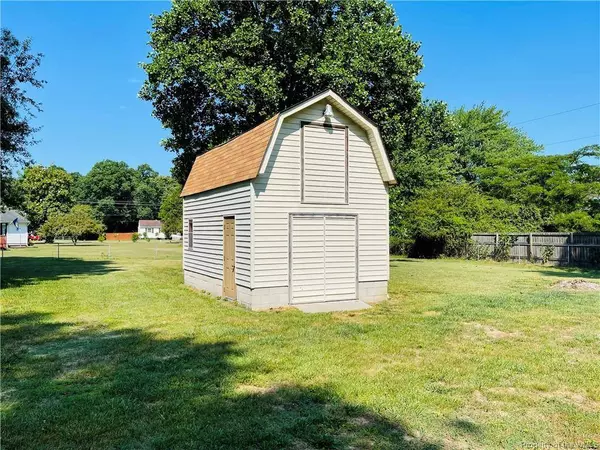 65 Hill DR, Manquin, VA 23106