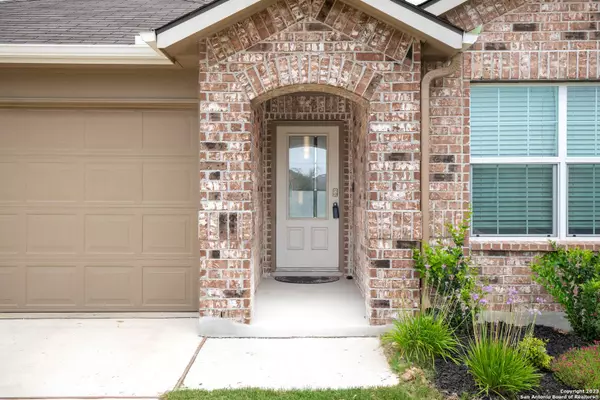 109 LOGGY BAYOU, Cibolo, TX 78108-4090