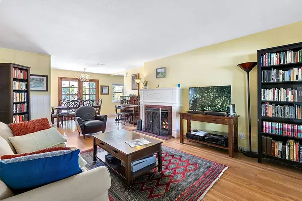 109 Meister WAY, Sacramento, CA 95819