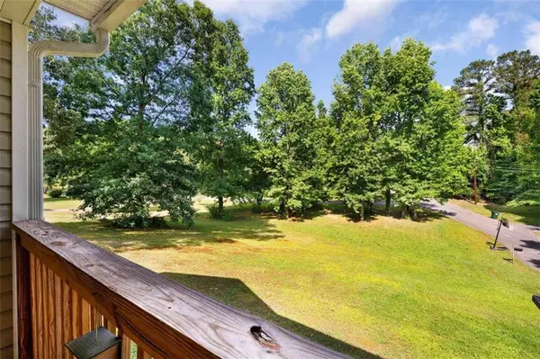 138 Carole DR NW, Calhoun, GA 30701