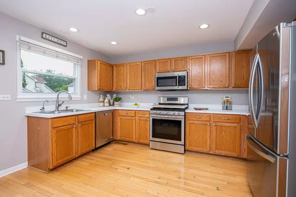 4504 Victoria DR, Plainfield, IL 60586