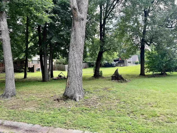 1106 SUMMERHILL DR, Paragould, AR 72450