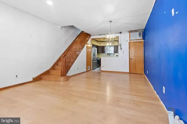 2111 S ROSEWOOD ST, Philadelphia, PA 19145