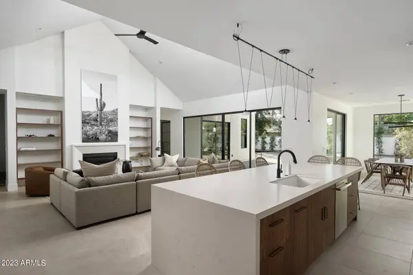 4244 E CATALINA Drive, Phoenix, AZ 85018