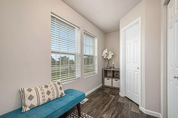 8638 Prairie Stone SW Drive, Byron Center, MI 49315