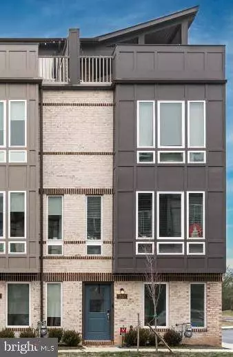 1553 HOLLAND PARK LN, Frederick, MD 21701