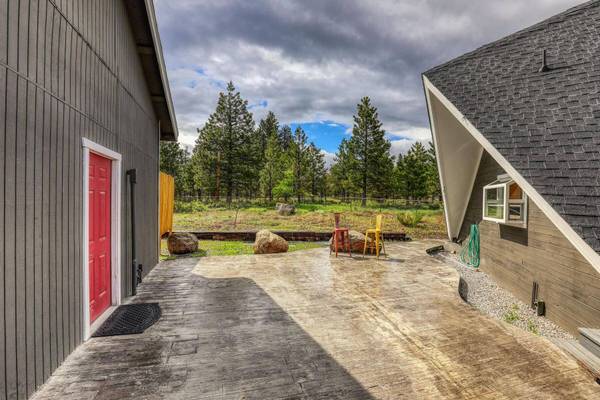 12053 Dove Terrace, Truckee, CA 96161-0000
