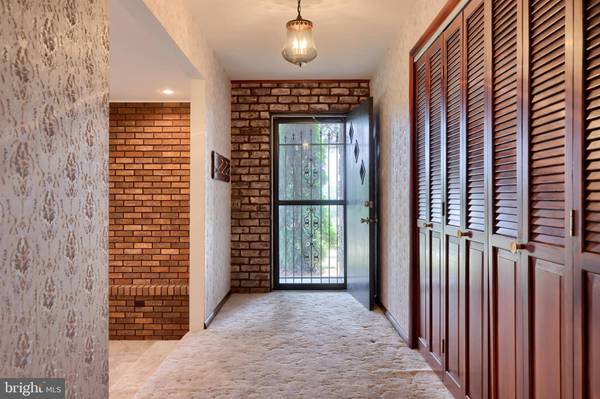 271 MEADOWBROOK AVE, York, PA 17406