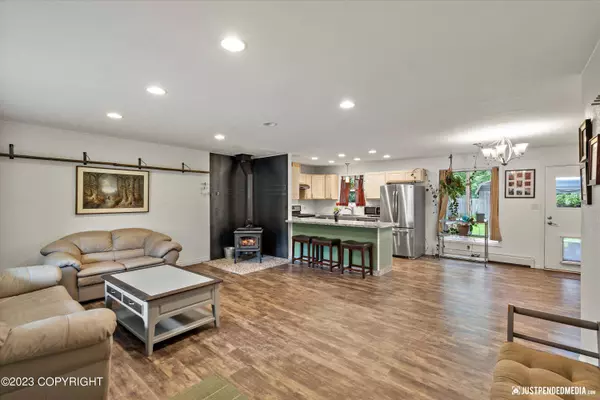 6154 E 21st AVE, Anchorage, AK 99504