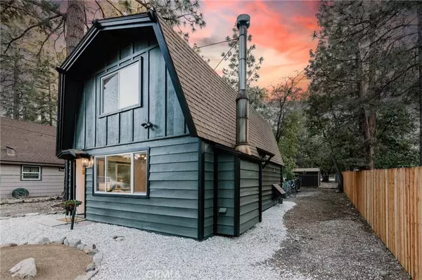 314 Spruce LN, Sugar Loaf, CA 92386