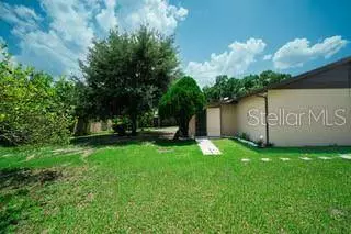 482 ROYAL PALM DR, Kissimmee, FL 34743