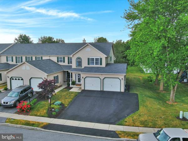 19 NOTTINGHAM DR, Mechanicsburg, PA 17050