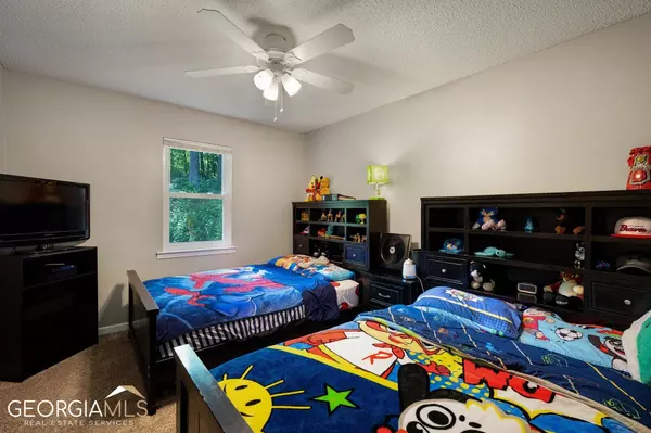 138 Carole DR NW, Calhoun, GA 30701