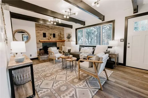 314 Spruce LN, Sugar Loaf, CA 92386