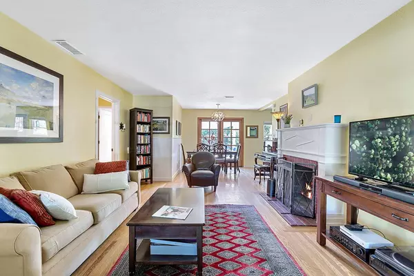 109 Meister WAY, Sacramento, CA 95819